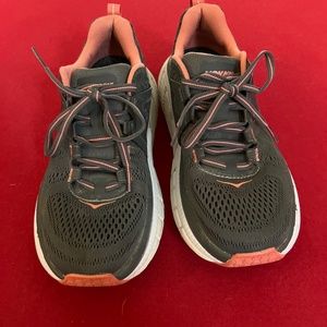 Hoka One One Gaviota 2 shoes in grey and light pink size 7